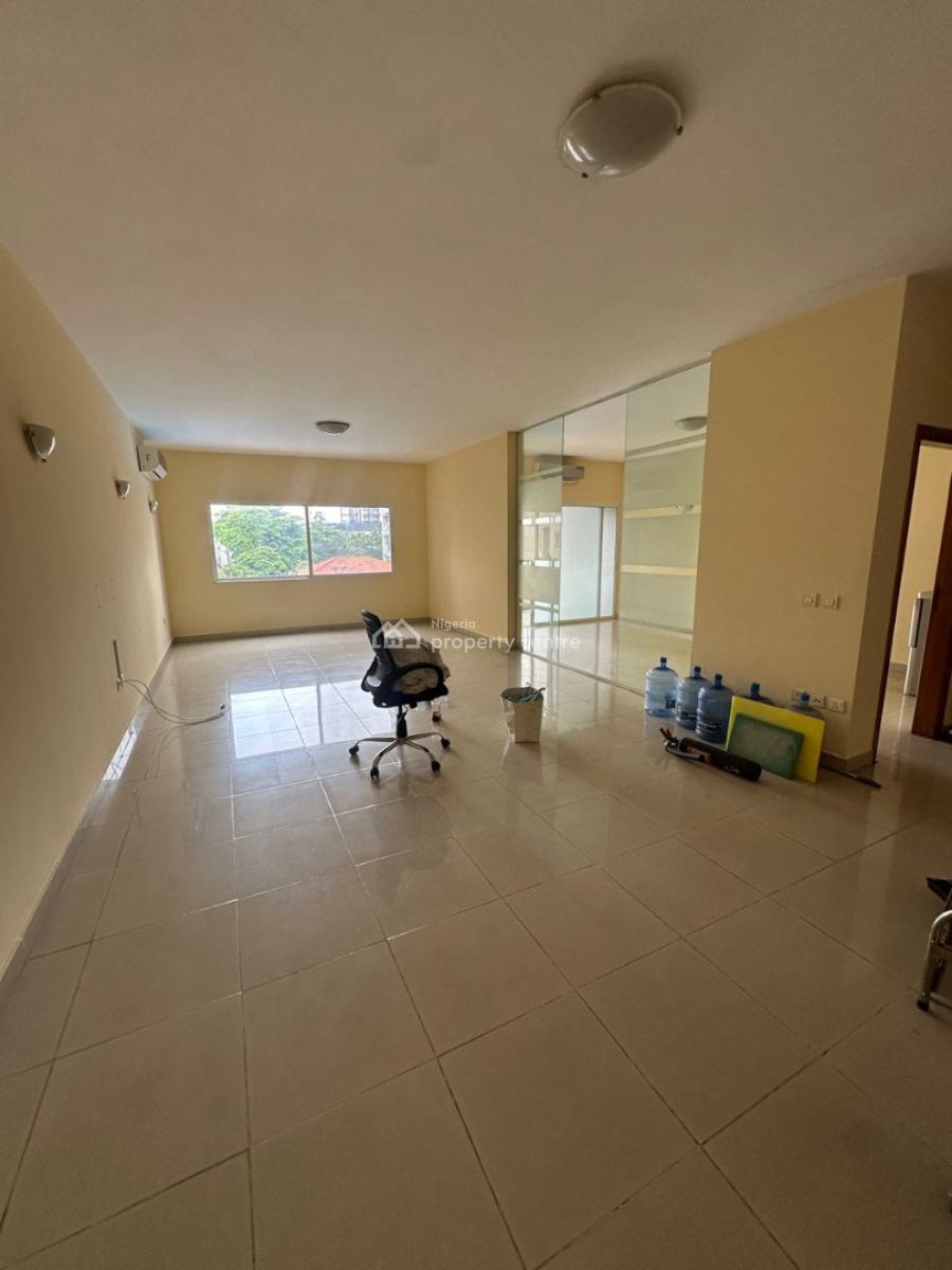 Well-maintained Spacious 3-bedroom Apartment on The 4th Floor, Ikoyi, Lagos, Flat / Apartment for Rent