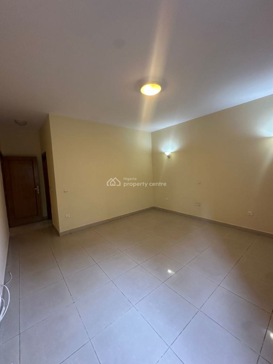 Well-maintained Spacious 3-bedroom Apartment on The 4th Floor, Ikoyi, Lagos, Flat / Apartment for Rent