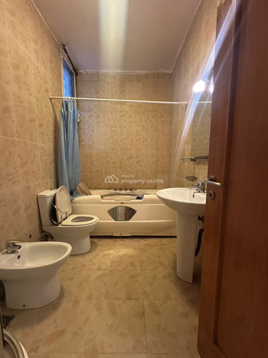 Well-maintained Spacious 3-bedroom Apartment on The 4th Floor, Ikoyi, Lagos, Flat / Apartment for Rent