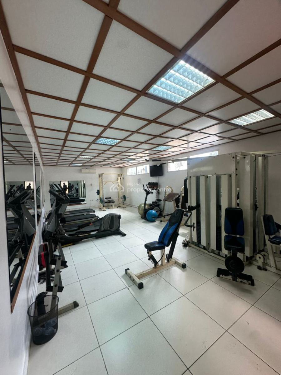 Well-maintained Spacious 3-bedroom Apartment on The 4th Floor, Ikoyi, Lagos, Flat / Apartment for Rent