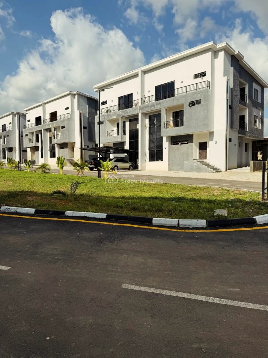 4 Bedrooms Semi-detached Duplex, Mabushi, Abuja, Semi-detached Duplex for Sale