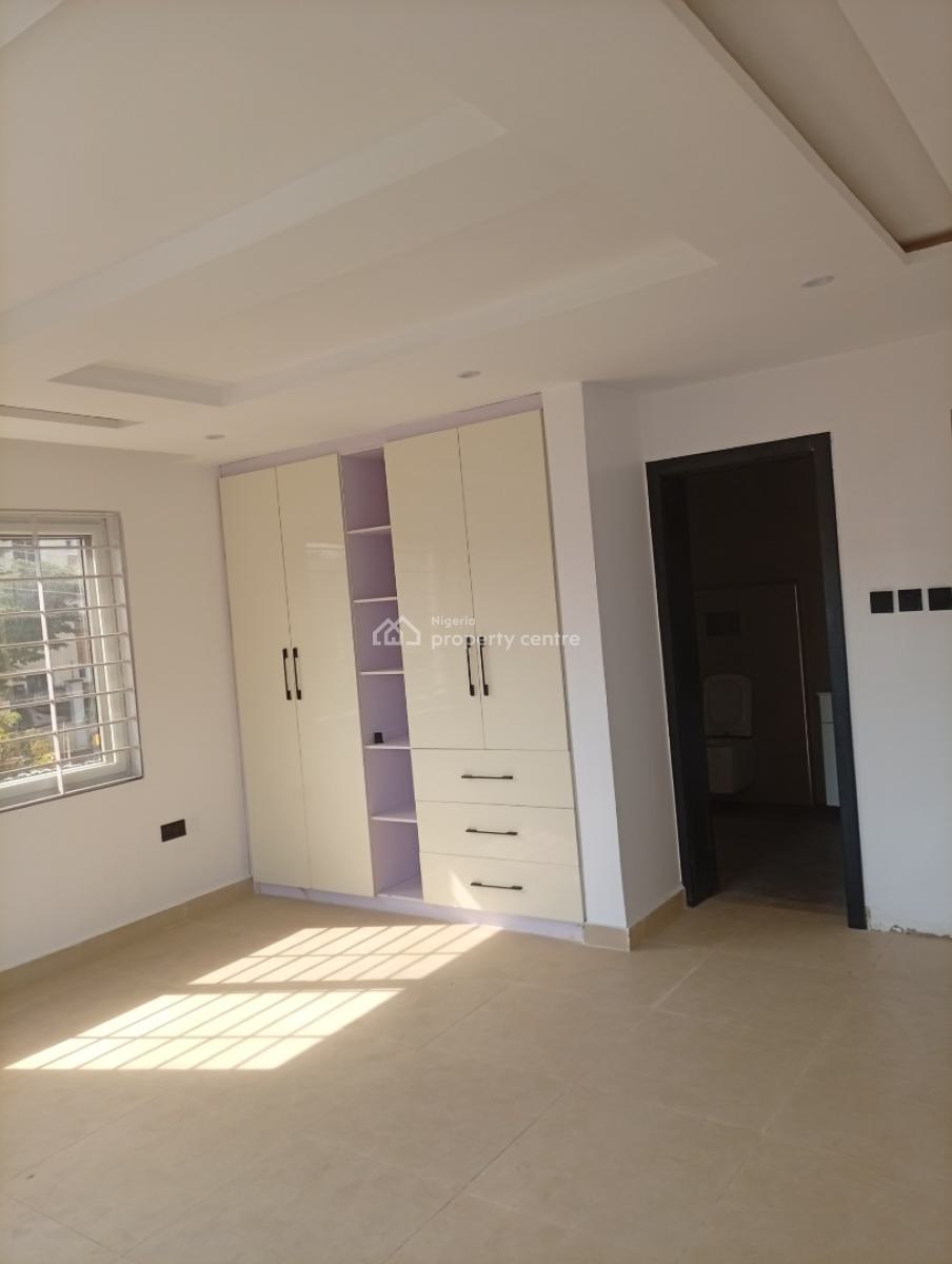 Luxury 3 Bedroom Apartment, Lekki Phase 1, Lekki, Lagos, Flat / Apartment for Sale