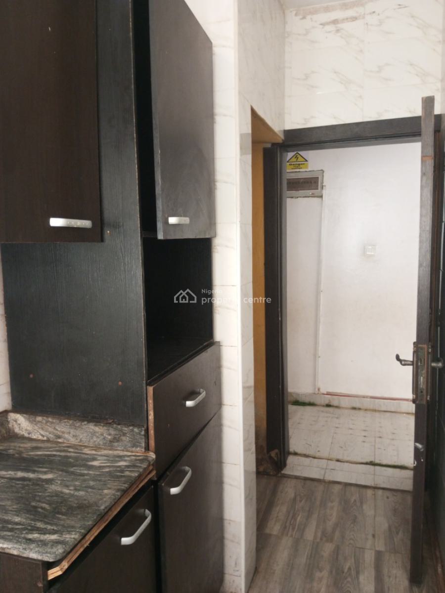 Clean 2 Bedroom Flat, Badore, Ajah, Lagos, Flat / Apartment for Rent