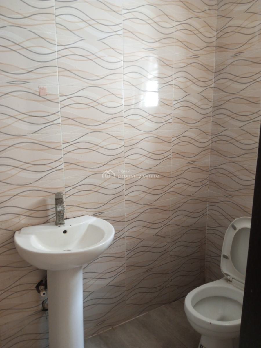 Clean 2 Bedroom Flat, Badore, Ajah, Lagos, Flat / Apartment for Rent