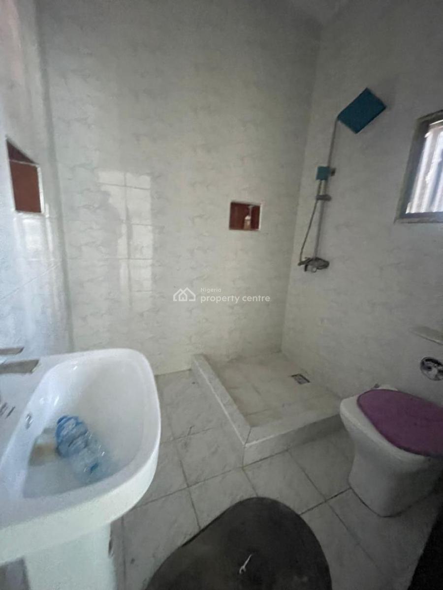 a Specious Serviced 3 Bedroom Apartment, Osapa London, Lekki, Lagos, Flat / Apartment for Rent