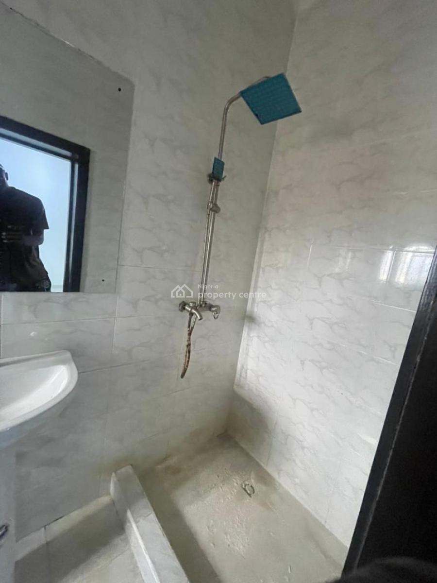 a Specious Serviced 3 Bedroom Apartment, Osapa London, Lekki, Lagos, Flat / Apartment for Rent