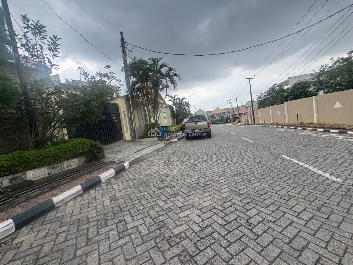 Well Maintained 4 Units of 3 Bedroom Flats, Gra Phase 2, Magodo, Lagos, Block of Flats for Sale