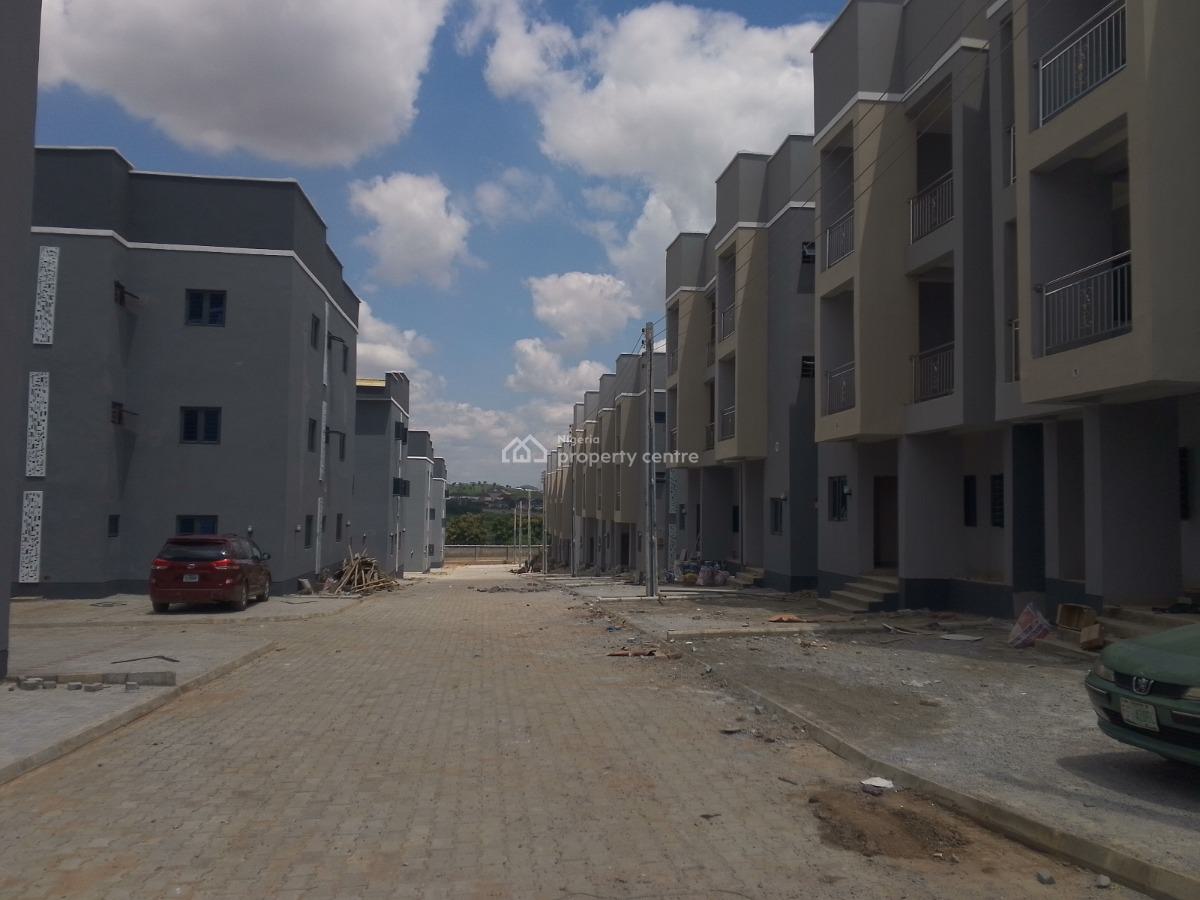3-bedroom Flat with Bq, Idu, Karmo, Abuja, Flat / Apartment for Sale