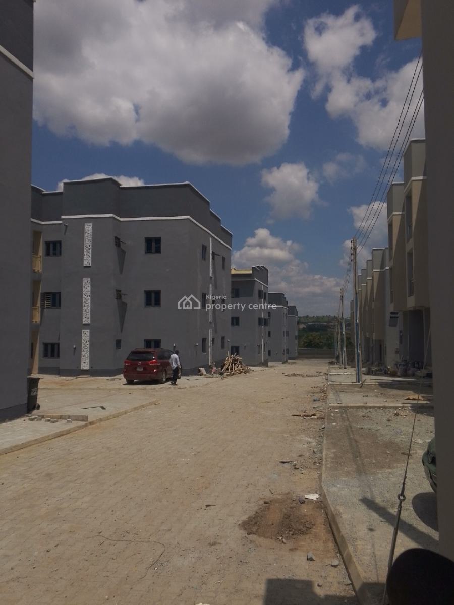 3-bedroom Flat with Bq, Idu, Karmo, Abuja, Flat / Apartment for Sale