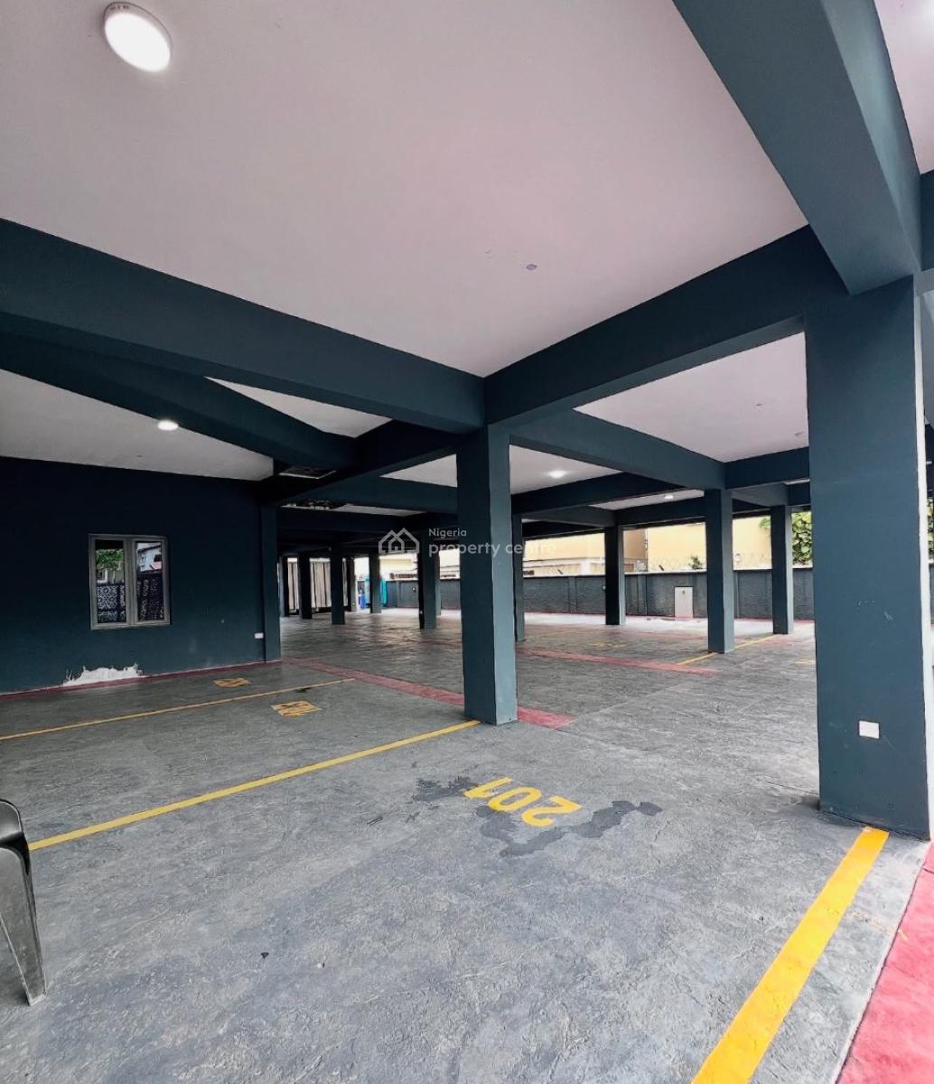 Fully Serviced 3 Bedroom Apartment with Elevator, Lekki Phase 1, Lekki, Lagos, Block of Flats for Sale