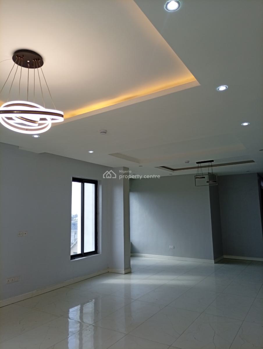 Luxury 3 Bedroom Apartment, Lekki Phase 1, Lekki, Lagos, Flat / Apartment for Sale