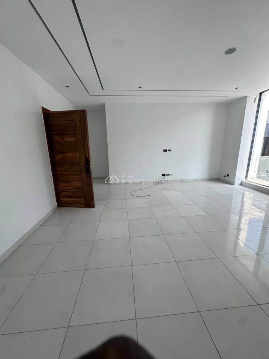 9 Units of Luxury Well-built 2 Bedroom Apartments with Gym, Lekki Phase 1, Lekki, Lagos, Flat / Apartment for Sale