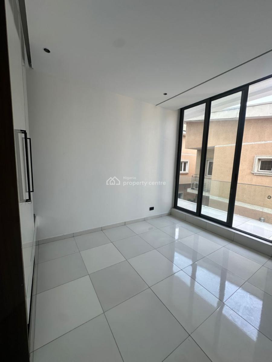 9 Units of Luxury Well-built 2 Bedroom Apartments with Gym, Lekki Phase 1, Lekki, Lagos, Flat / Apartment for Sale
