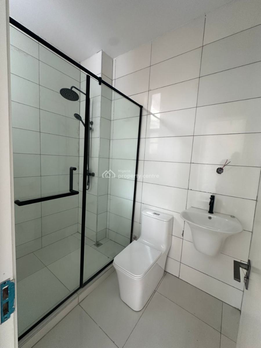 9 Units of Luxury Well-built 2 Bedroom Apartments with Gym, Lekki Phase 1, Lekki, Lagos, Flat / Apartment for Sale
