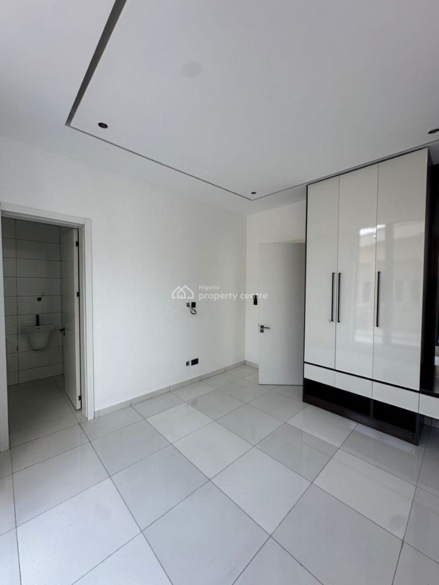 9 Units of Luxury Well-built 2 Bedroom Apartments with Gym, Lekki Phase 1, Lekki, Lagos, Flat / Apartment for Sale