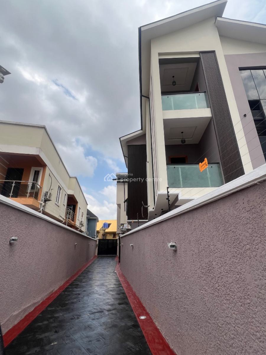 Modern 4 Bedrooms Semi Detached House with All En-suite Bedrooms + Bq, Gra Phase 1, Magodo, Lagos, Semi-detached Duplex for Sale