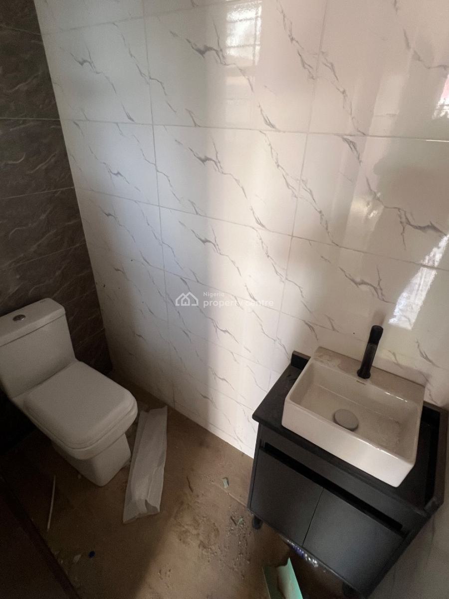 Modern 4 Bedrooms Semi Detached House with All En-suite Bedrooms + Bq, Gra Phase 1, Magodo, Lagos, Semi-detached Duplex for Sale