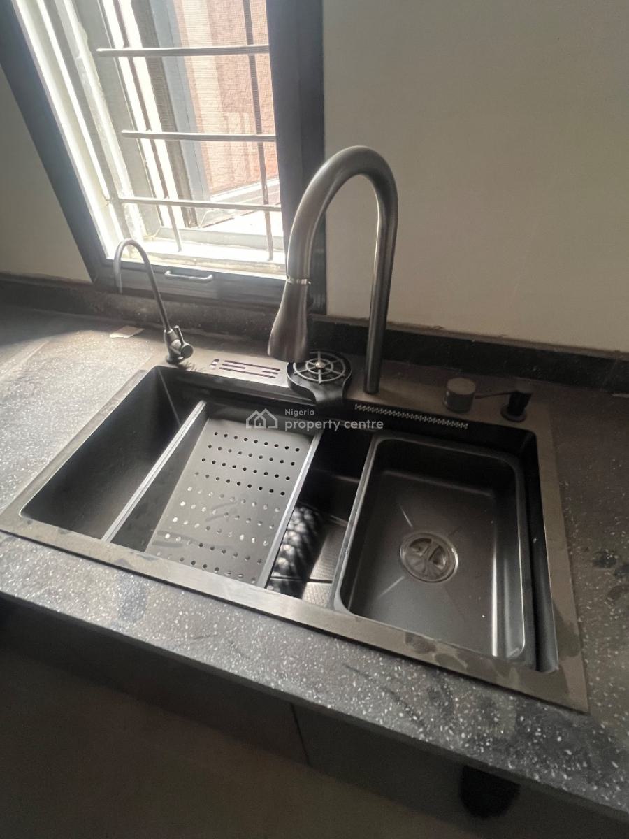 Modern 4 Bedrooms Semi Detached House with All En-suite Bedrooms + Bq, Gra Phase 1, Magodo, Lagos, Semi-detached Duplex for Sale