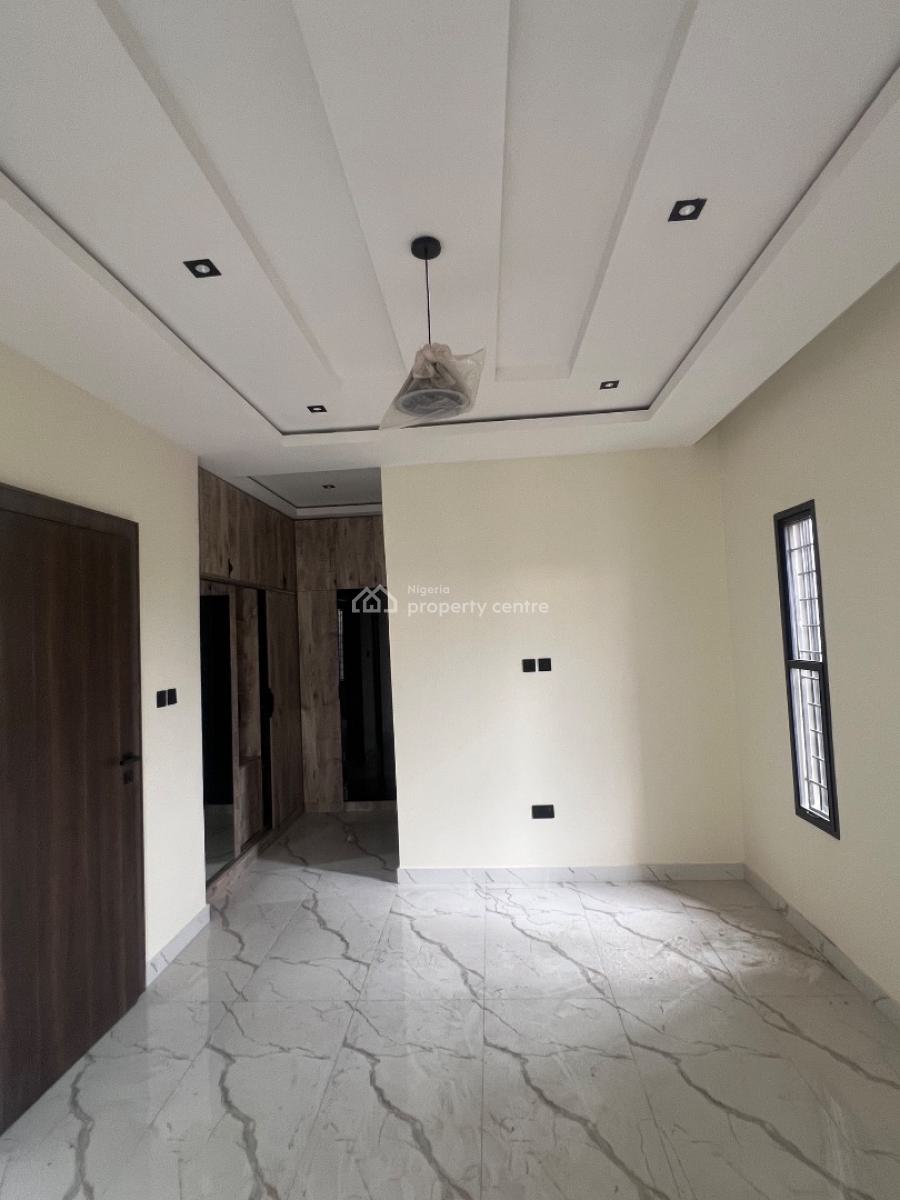 Modern 4 Bedrooms Semi Detached House with All En-suite Bedrooms + Bq, Gra Phase 1, Magodo, Lagos, Semi-detached Duplex for Sale