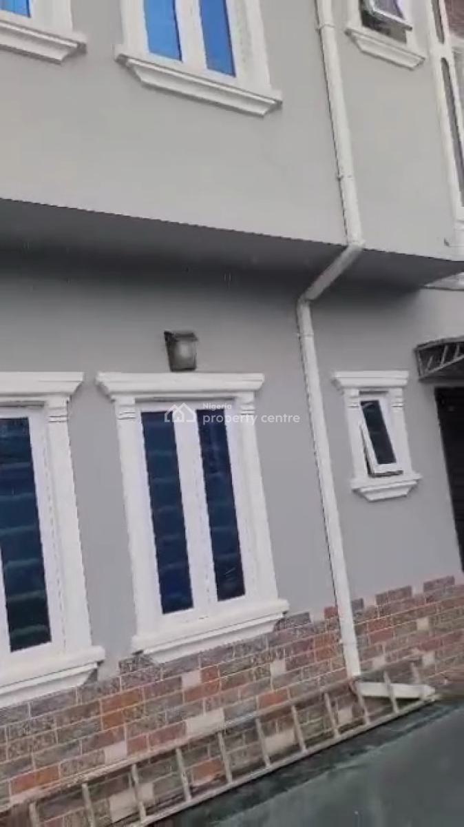 Specious 2 Bedroom, Off College Road, Ogba, Ikeja, Lagos, Flat / Apartment for Rent