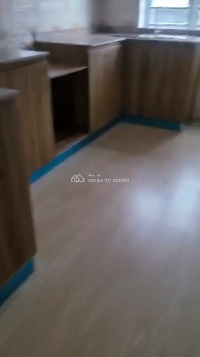 Specious 2 Bedroom, Off College Road, Ogba, Ikeja, Lagos, Flat / Apartment for Rent