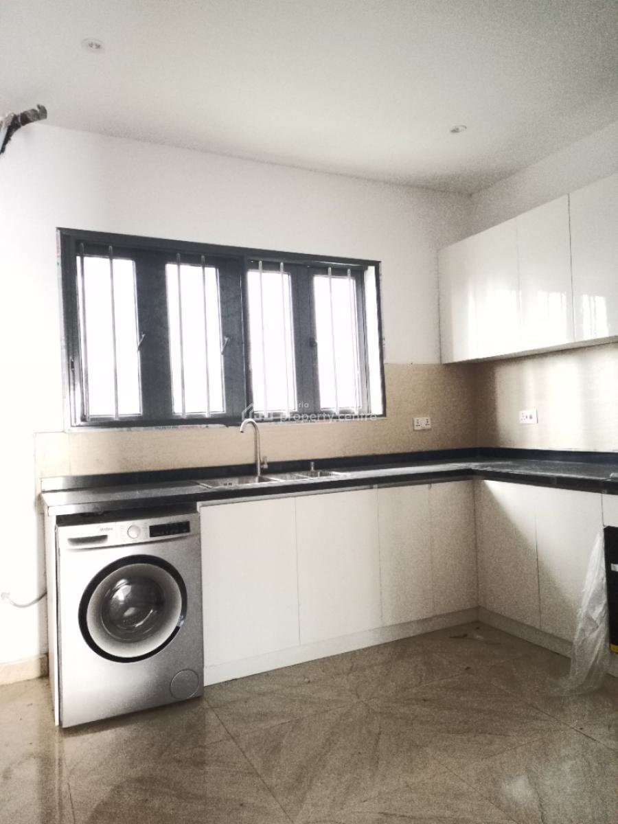 4 Bedroom Bedroom Terrace Duplex, Off Admiralty Way, Lekki Phase 1, Lekki, Lagos, Terraced Duplex for Rent