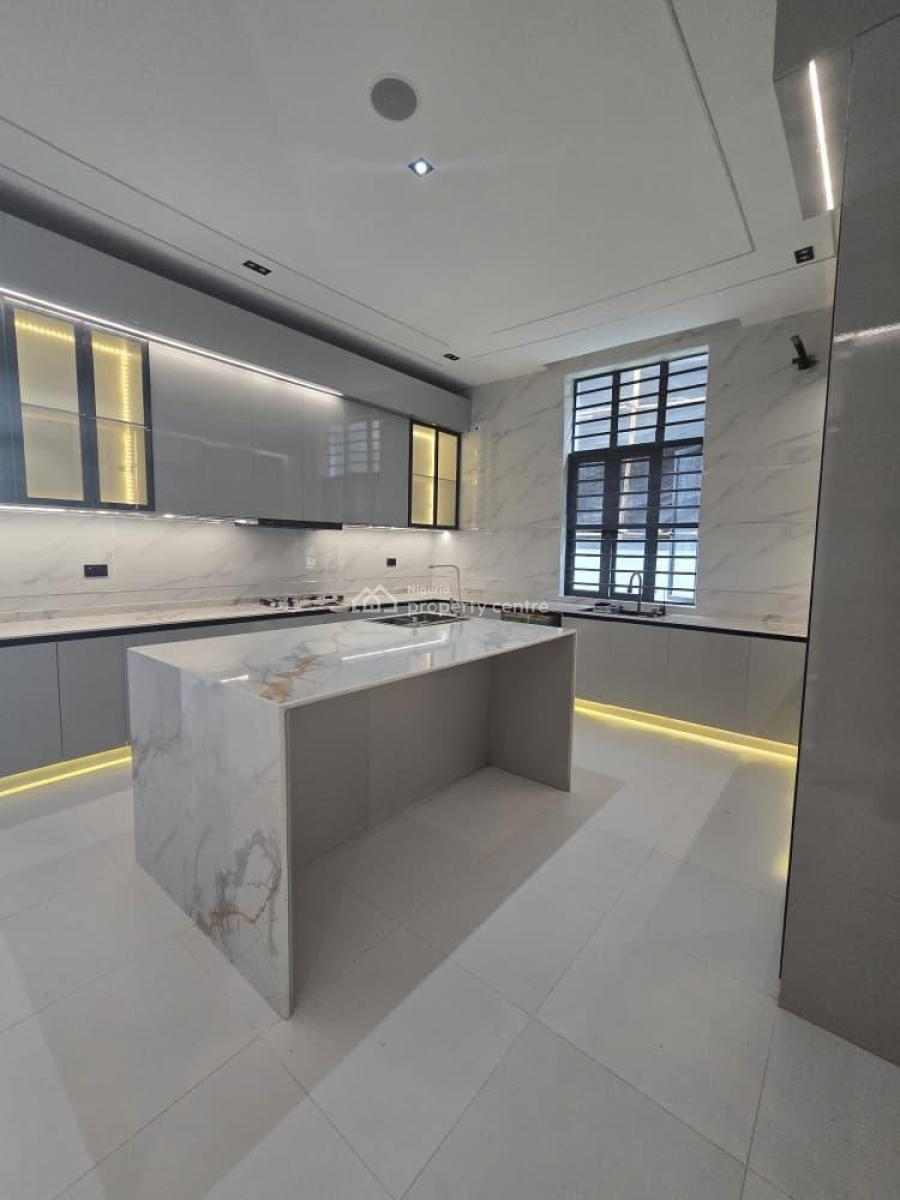 Luxurious 5 Bedrooms Detached Duplex with Bq, Chevron, Lekki, Lagos, Detached Duplex for Sale
