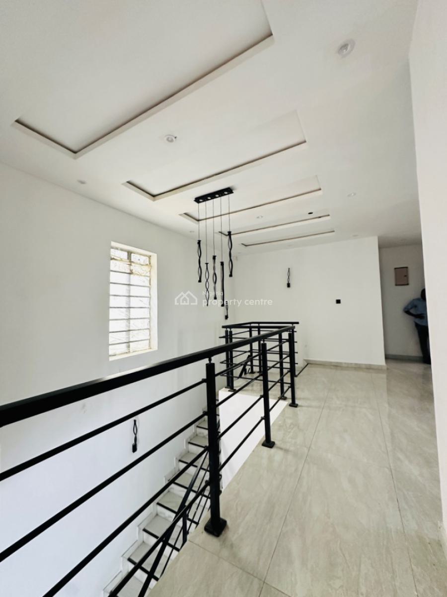 Specious 4 Bedrooms Detached Duplex with Bq, Abraham Adesanya, Lekki, Lagos, Detached Duplex for Sale
