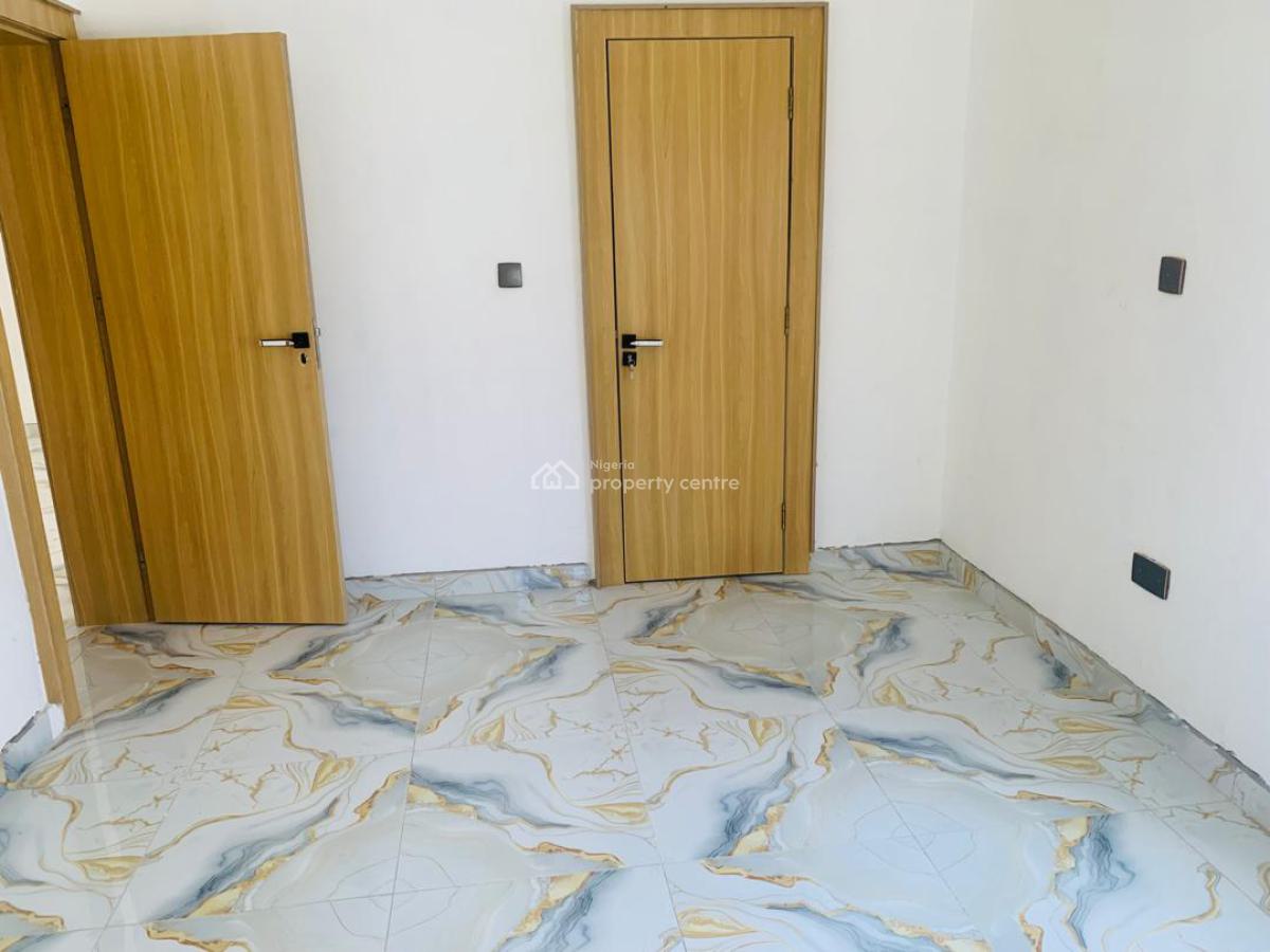 2 Bedroom Apartment, New Road Lekki Lagos, Lekki, Lagos, Flat / Apartment for Sale