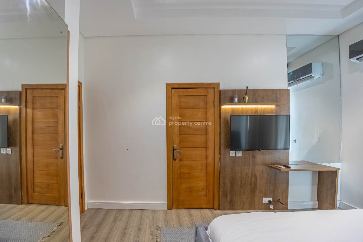 Luxurious 3-bedroom Penthouse with Stunning City Views, Ikate, Lekki, Lagos, Flat / Apartment Short Let