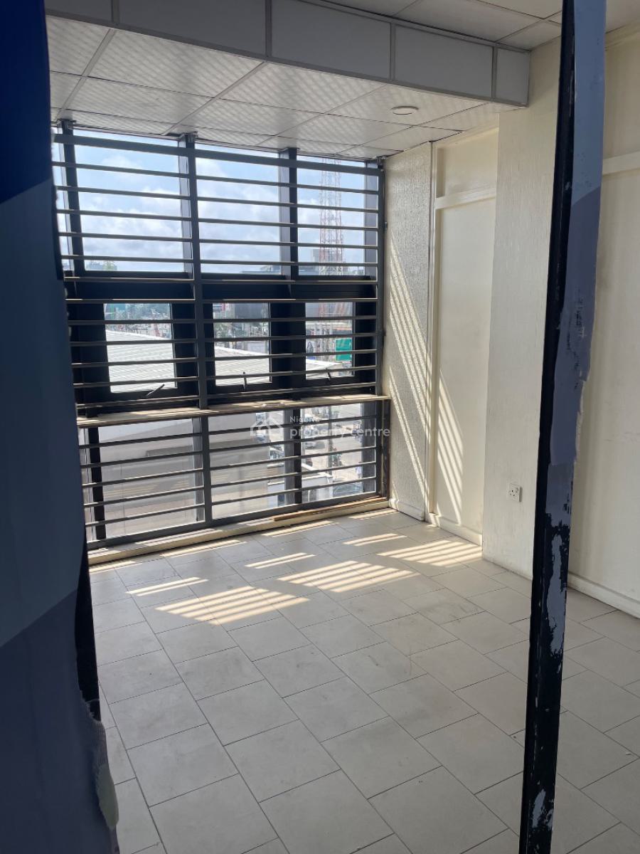 Well Serviced 150 and 240sqm Available, Adeola Odeku Street, Victoria Island (vi), Lagos, Office Space for Rent