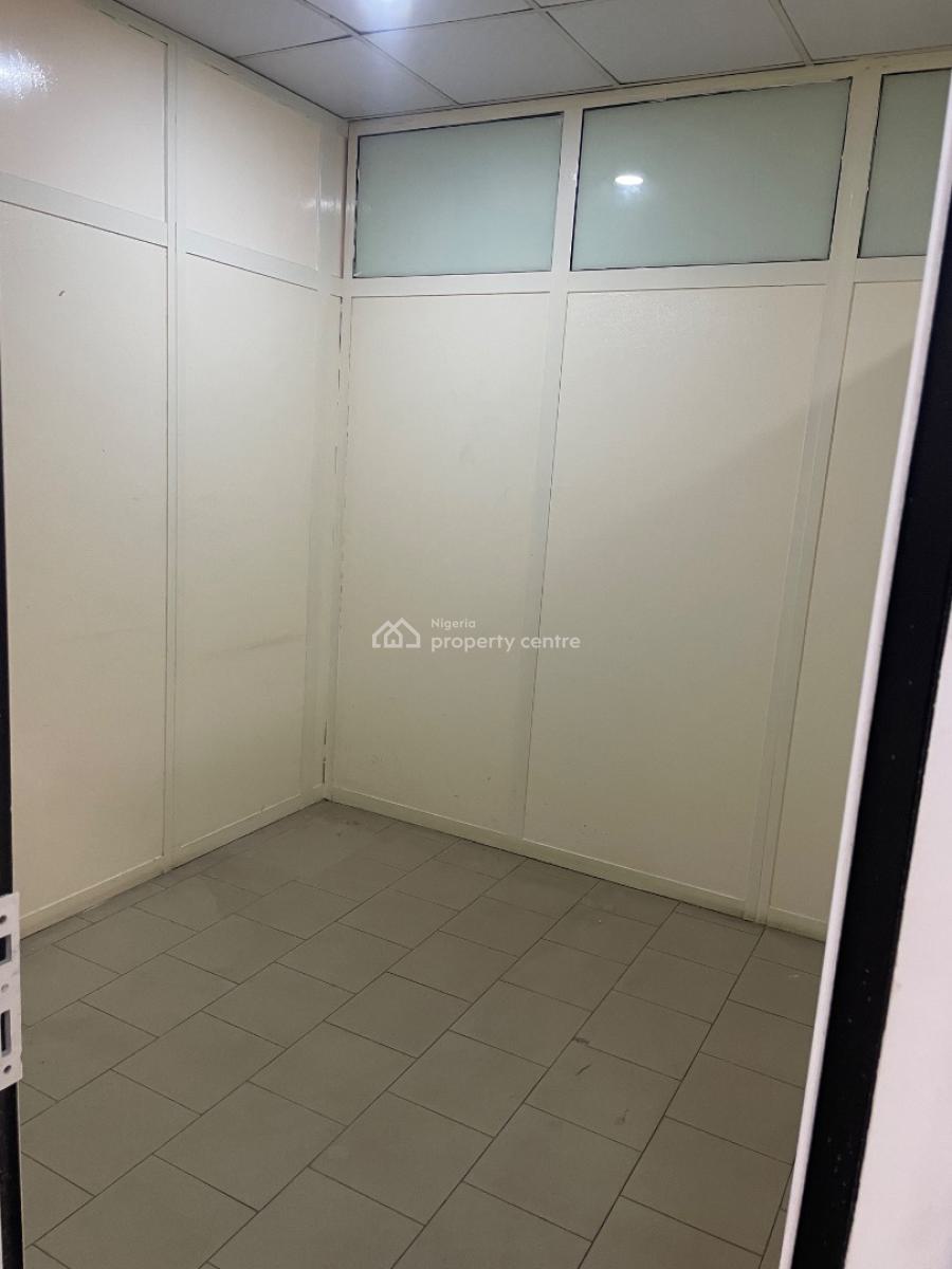 Well Serviced 150 and 240sqm Available, Adeola Odeku Street, Victoria Island (vi), Lagos, Office Space for Rent