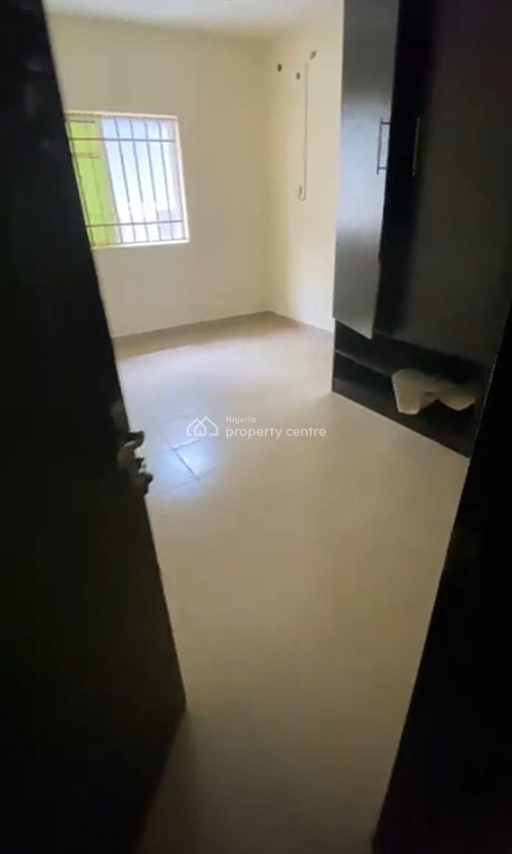 Spacious Detached 3 Bedrooms Bungalow with Large Self Compound (video), Thomas Estate, Ajah, Lagos, Flat / Apartment for Rent