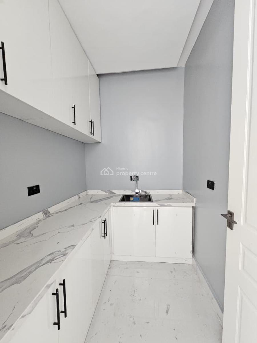Exquisite Spacious 5 Bedroom Fully Detached Duplex with Bq, Pool, Comes with a Private Cinema Within a Prestigious Enclave, Lekki Phase 1, Lekki, Lagos, Detached Duplex for Sale