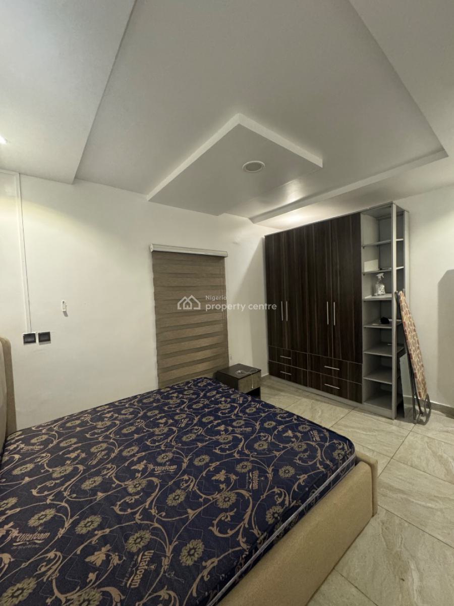 Fully Furnished 2 Bedroom Apartment, Lekki Phase 1, Lekki, Lagos, Flat / Apartment for Rent