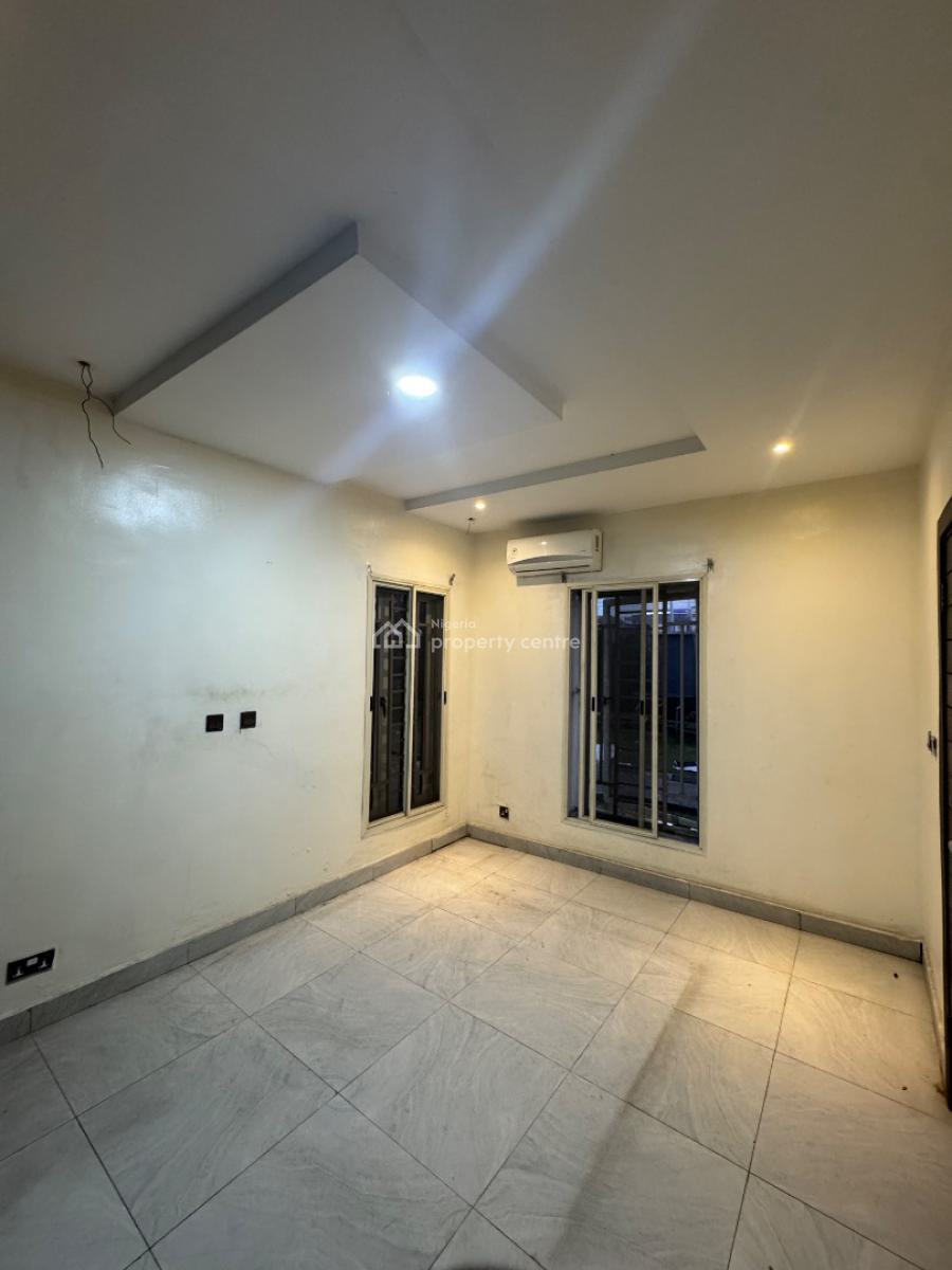 Fully Furnished 2 Bedrooms Apartment, Lekki Phase 1, Lekki, Lagos, Flat / Apartment for Rent