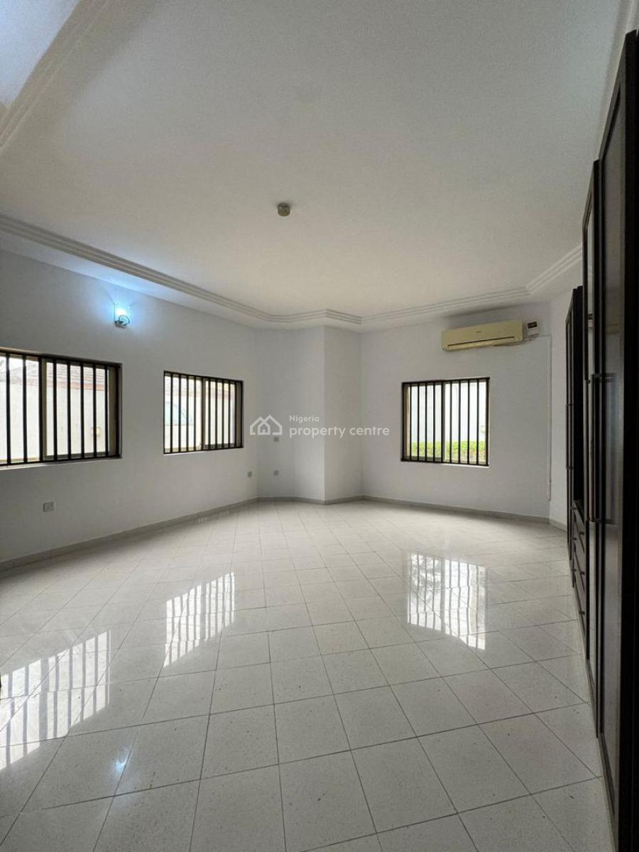3-bedroom Apartment with Bq, Lekki Phase 1, Lekki, Lagos, Flat / Apartment for Rent