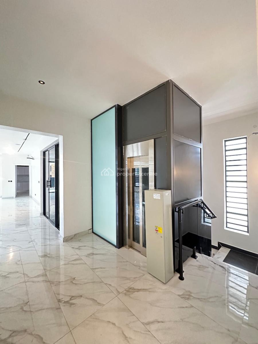 Luxurious 4 Bedroom Penthouse, Lekki Right, Lekki, Lagos, House for Sale