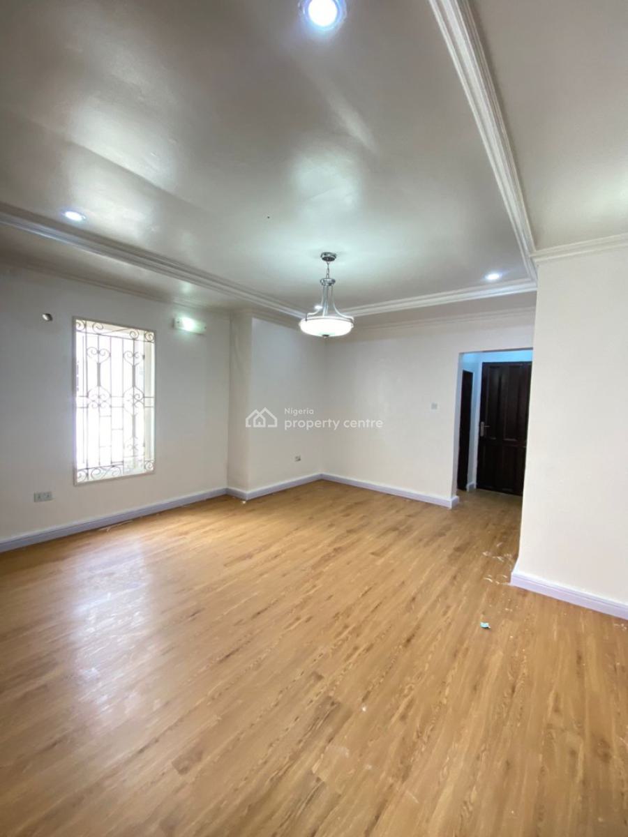 Fully Serviced 3 Bedroom Penthouse, Lekki Phase 1, Lekki, Lagos, Flat / Apartment for Rent