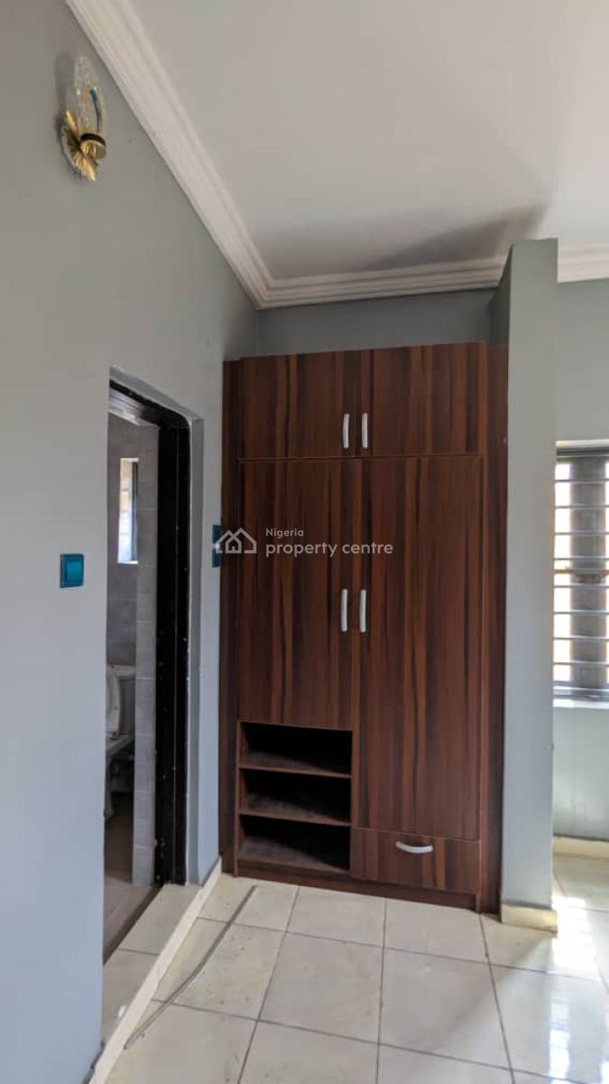 3 Bedroom Terrace Duplex, Brooks, Magodo, Lagos, Terraced Duplex for Rent