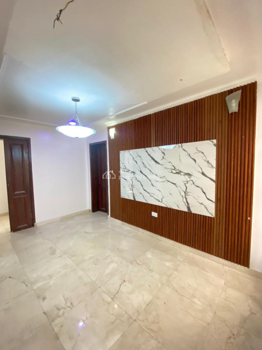 Fully Serviced 1 Bedroom Apartment with 24hours Light, Lekki Phase 1, Lekki, Lagos, Mini Flat (room and Parlour) for Rent