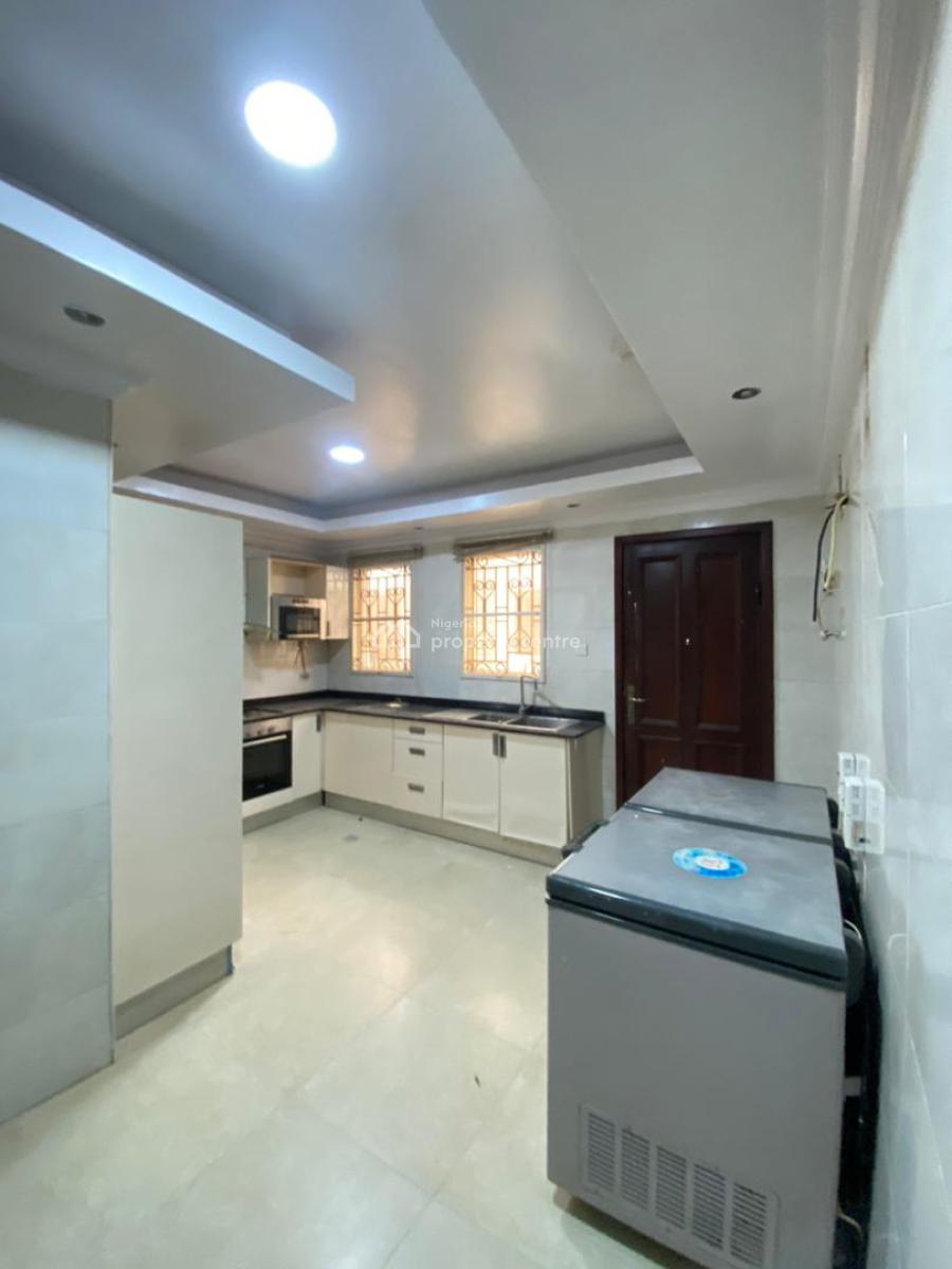 Fully Serviced 1 Bedroom Apartment with 24hours Light, Lekki Phase 1, Lekki, Lagos, Mini Flat (room and Parlour) for Rent