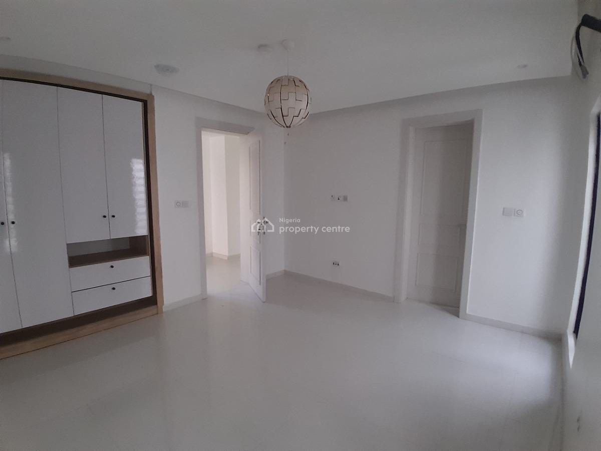 5 Bedroom Semi-detached Duplex with Bq and Swimming Pool, Royal Gardens Estate Along Lekki Epe - Expressway, Ajah, Lekki, Lagos, Detached Duplex for Sale