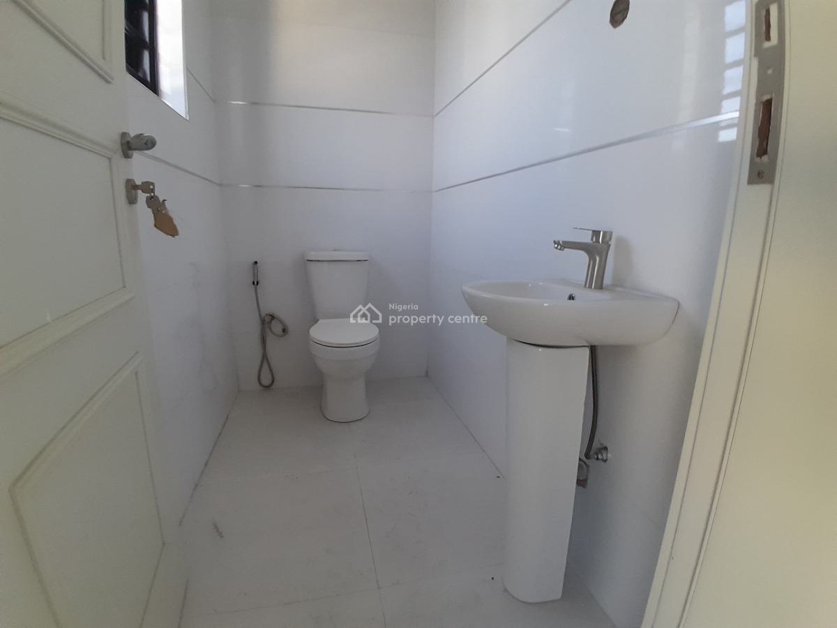 5 Bedroom Semi-detached Duplex with Bq and Swimming Pool, Royal Gardens Estate Along Lekki Epe - Expressway, Ajah, Lekki, Lagos, Detached Duplex for Sale