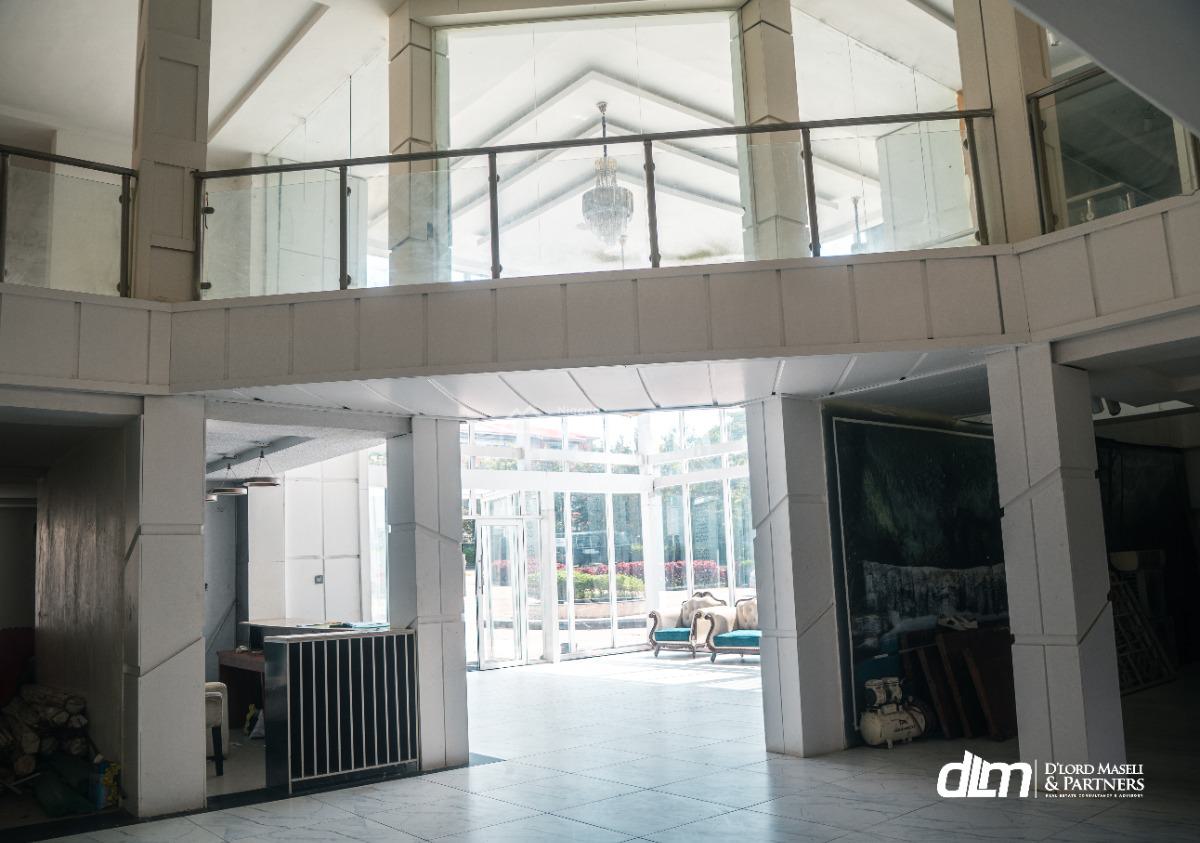 Luxury Commercial Complex on 2 Floors, Area 11, Garki, Abuja, Plaza / Complex / Mall for Rent