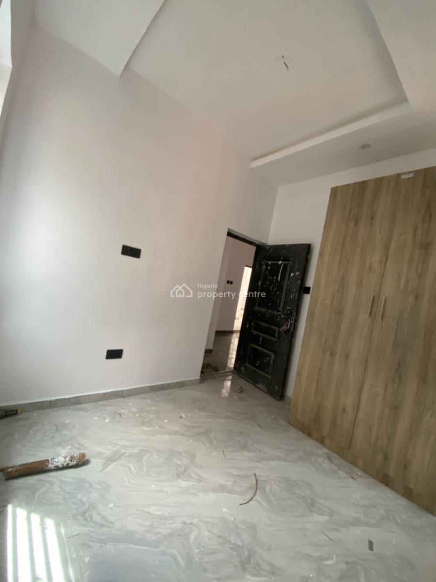 an Executive One Bedroom Flat, Silver Gate Estate Before Shoprite Ajah, Lekki, Lagos, Mini Flat (room and Parlour) for Rent