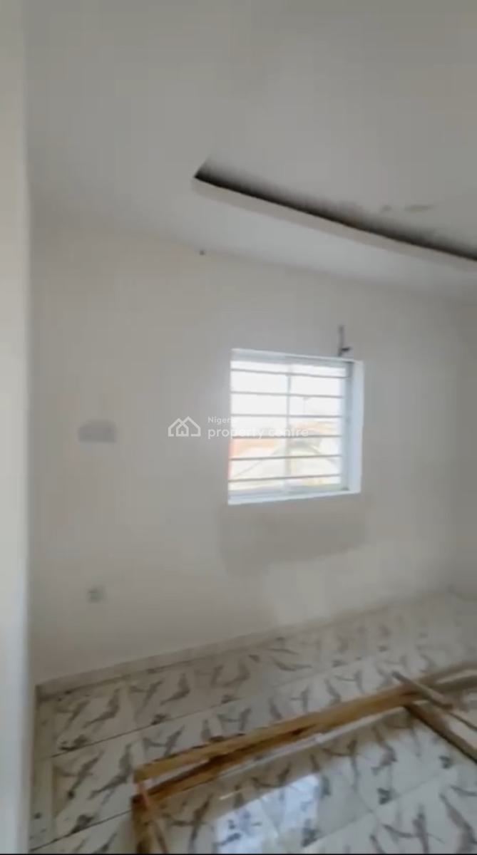 Executive, Very Decent, Standard and Nice Miniflat with Pop,  Kitchen, Off Pedro Road,  Shomolu Lagos., Shomolu, Lagos, Mini Flat (room and Parlour) for Rent
