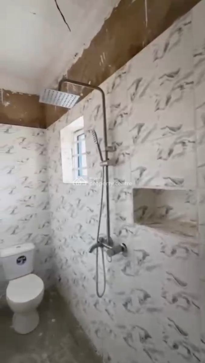 Executive, Very Decent, Standard and Nice Miniflat with Pop,  Kitchen, Off Pedro Road,  Shomolu Lagos., Shomolu, Lagos, Mini Flat (room and Parlour) for Rent