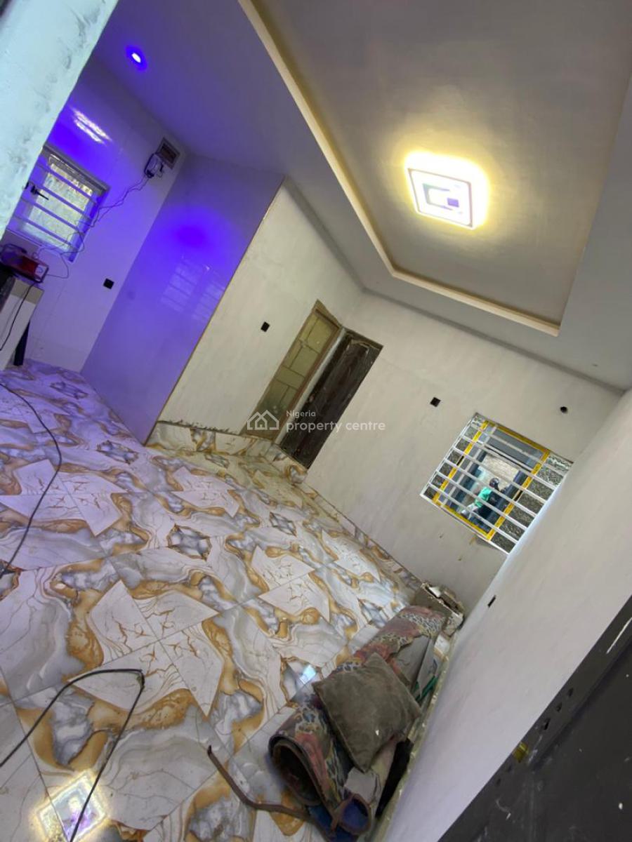 a Room Self, Surulere, Lagos, Self Contain (single Rooms) for Rent
