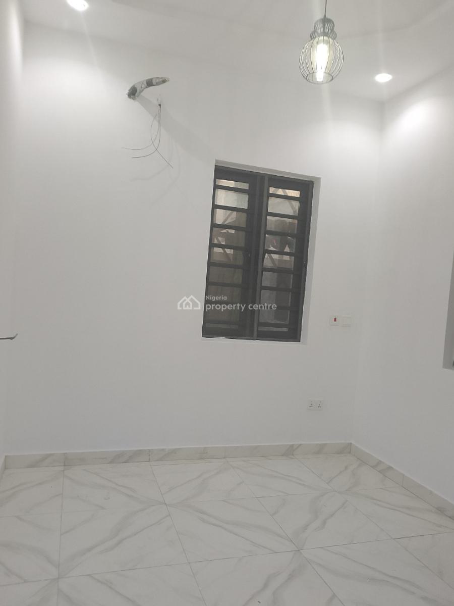 2 Bedroom Apartment, Orchid Road, Lekki, Lagos, Flat / Apartment for Rent
